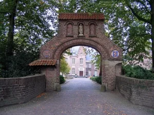 512px Abdij Van Berne Poort (Heeswijk)