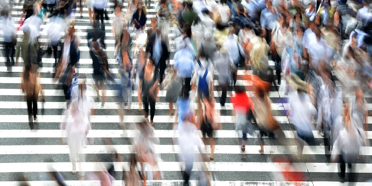 Pedestrians 400811 1280 (1) Pedestrians 400811 1280 (1)